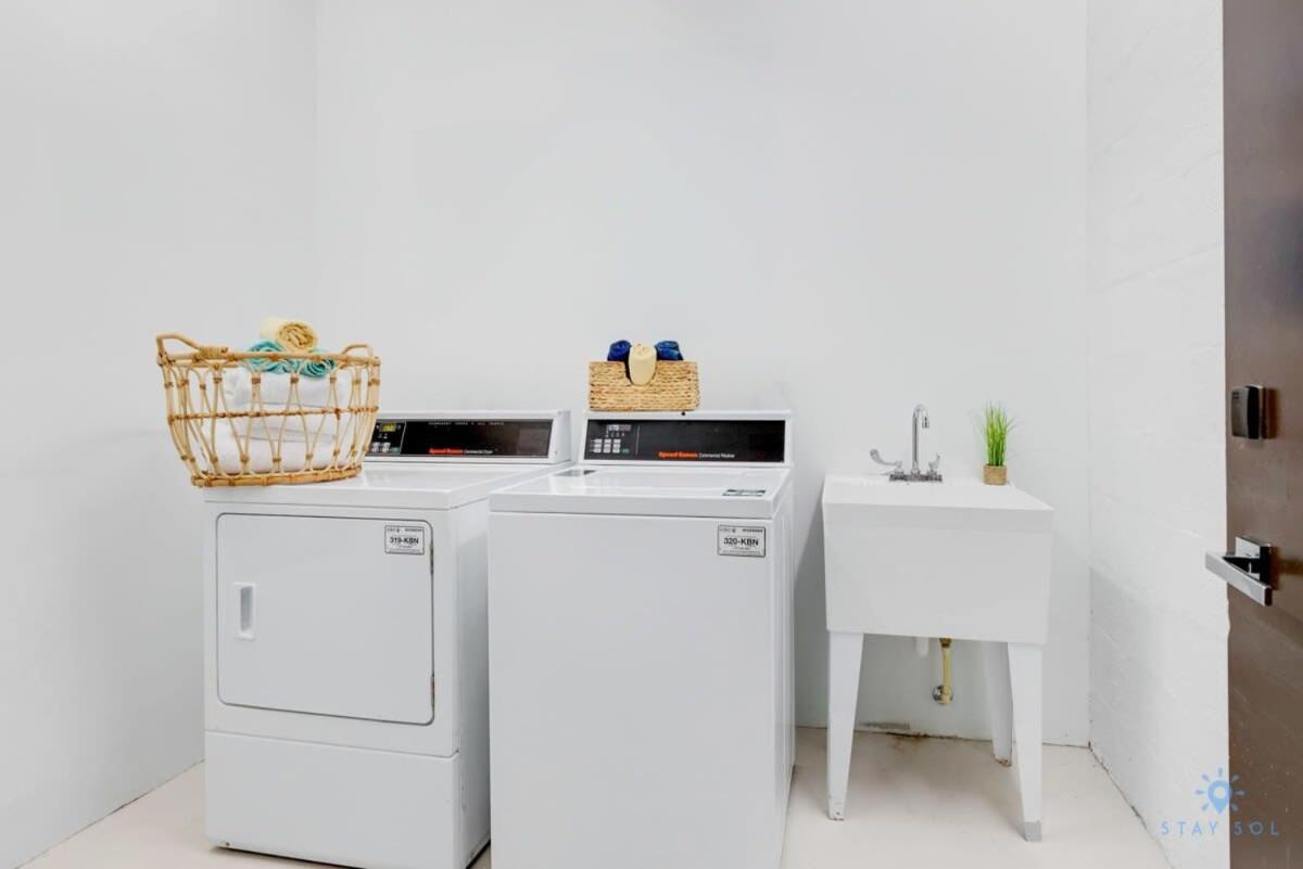 Best Stay - Rooftop Pool & Hot Tub - Hollywood Beach Bagian luar foto